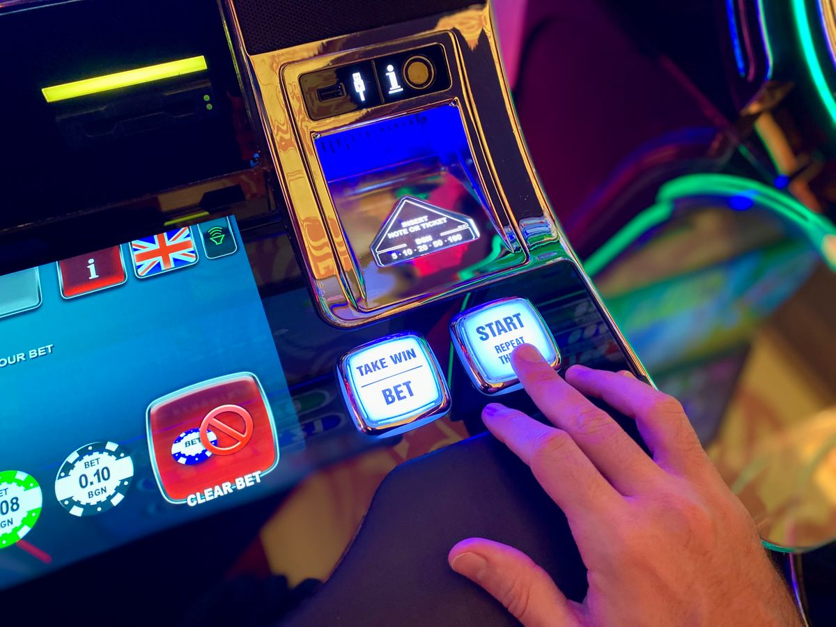 Layar antarmuka mesin slot yang sedang dimainkan